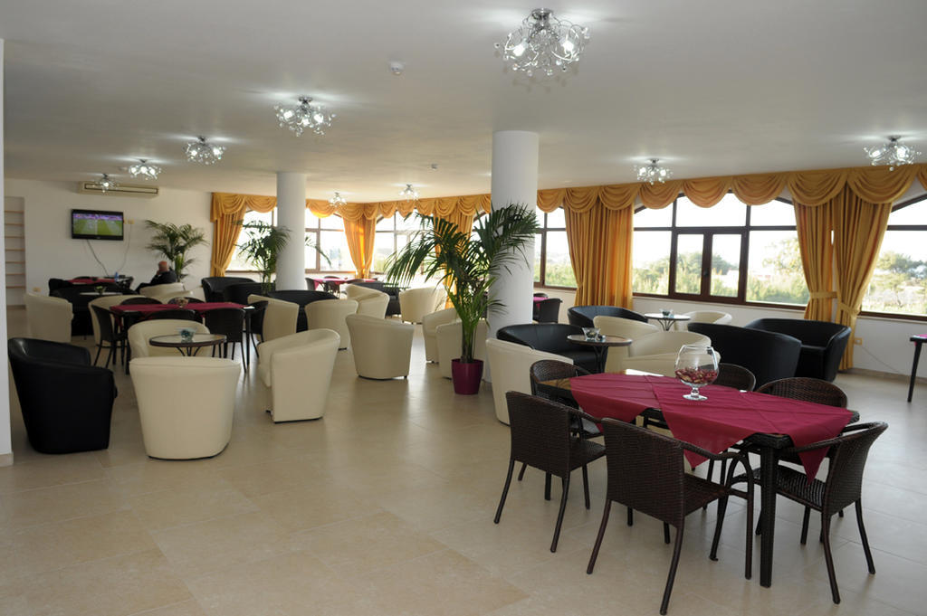 Torre Guaceto Resort Carovigno Exterior photo
